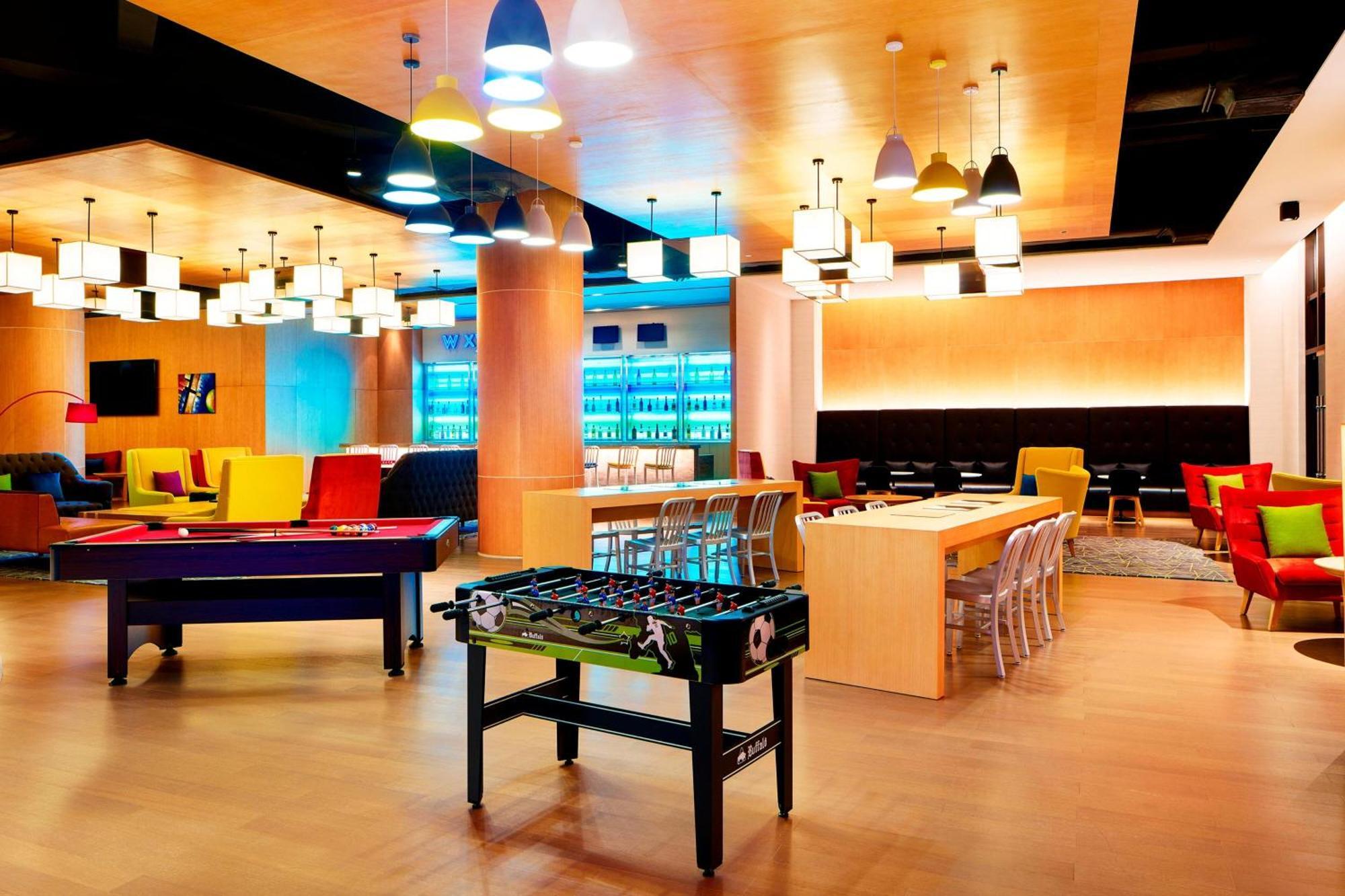 Отель Aloft Dynamic Town Шэньчжэнь Экстерьер фото