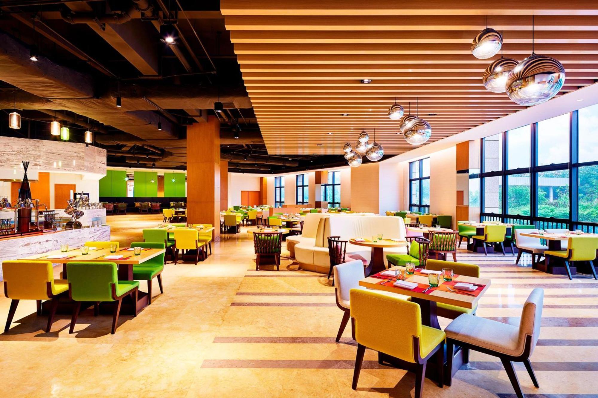 Отель Aloft Dynamic Town Шэньчжэнь Экстерьер фото