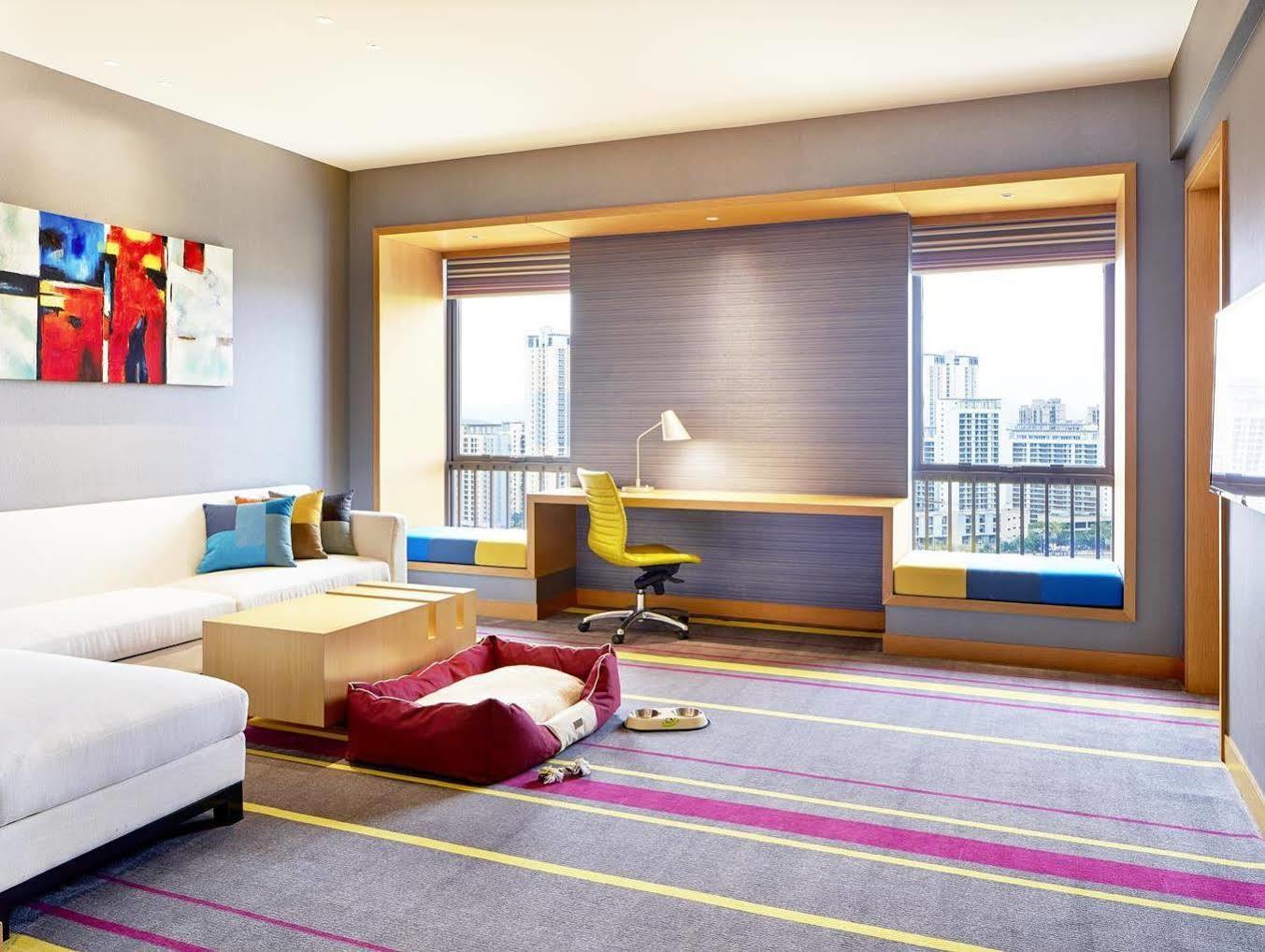 Отель Aloft Dynamic Town Шэньчжэнь Экстерьер фото